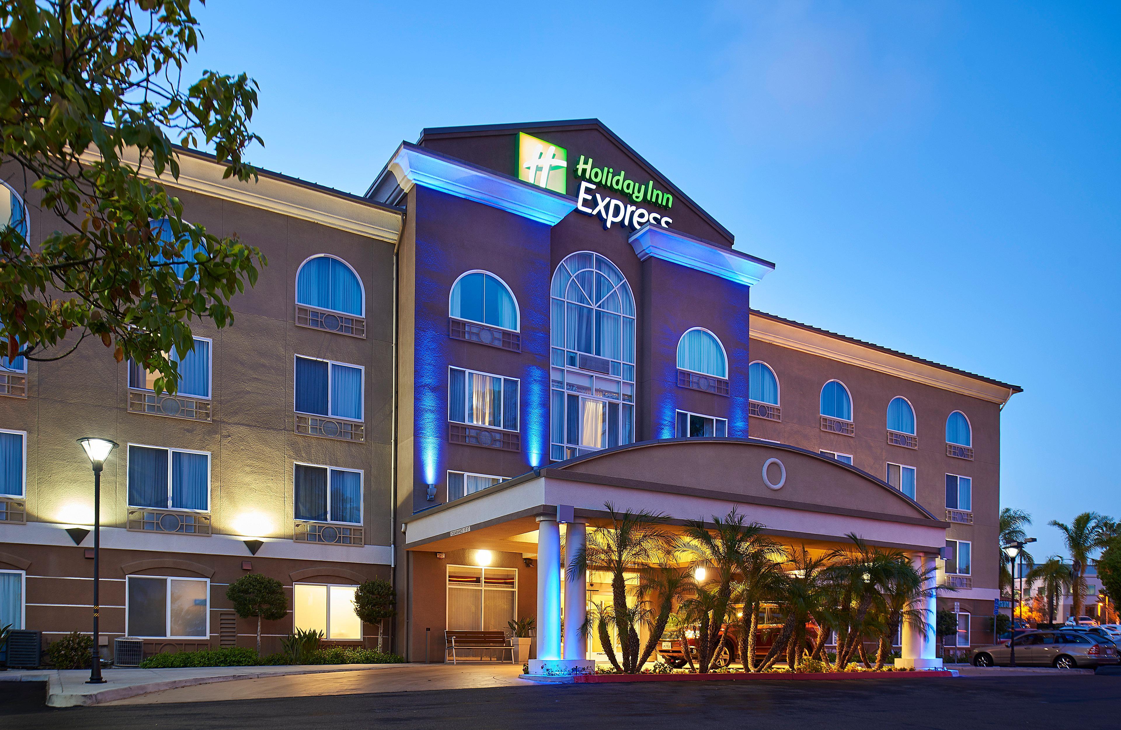 Holiday Inn Express San Diego - Sorrento Valley By Ihg Buitenkant foto