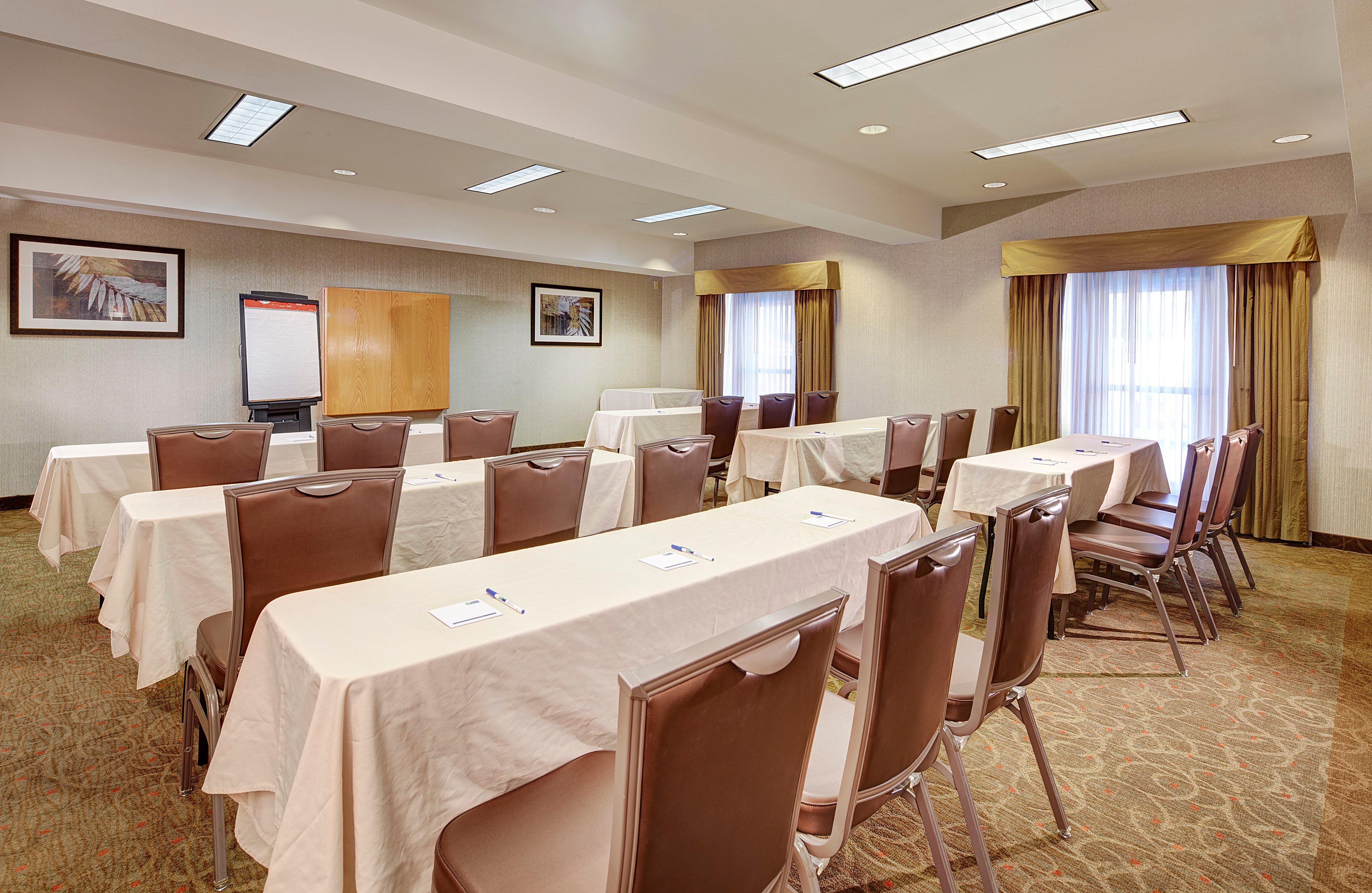Holiday Inn Express San Diego - Sorrento Valley By Ihg Buitenkant foto