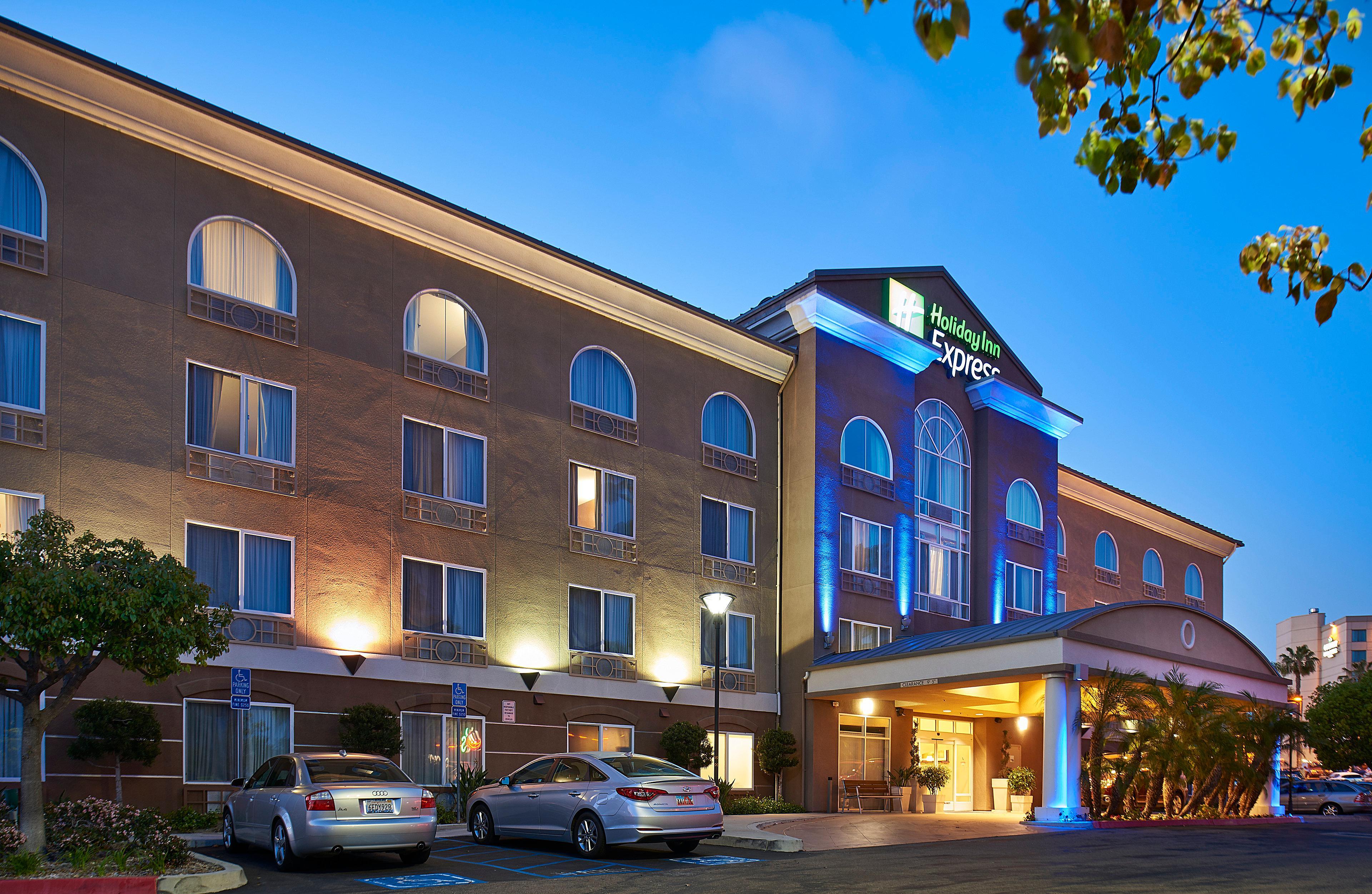Holiday Inn Express San Diego - Sorrento Valley By Ihg Buitenkant foto