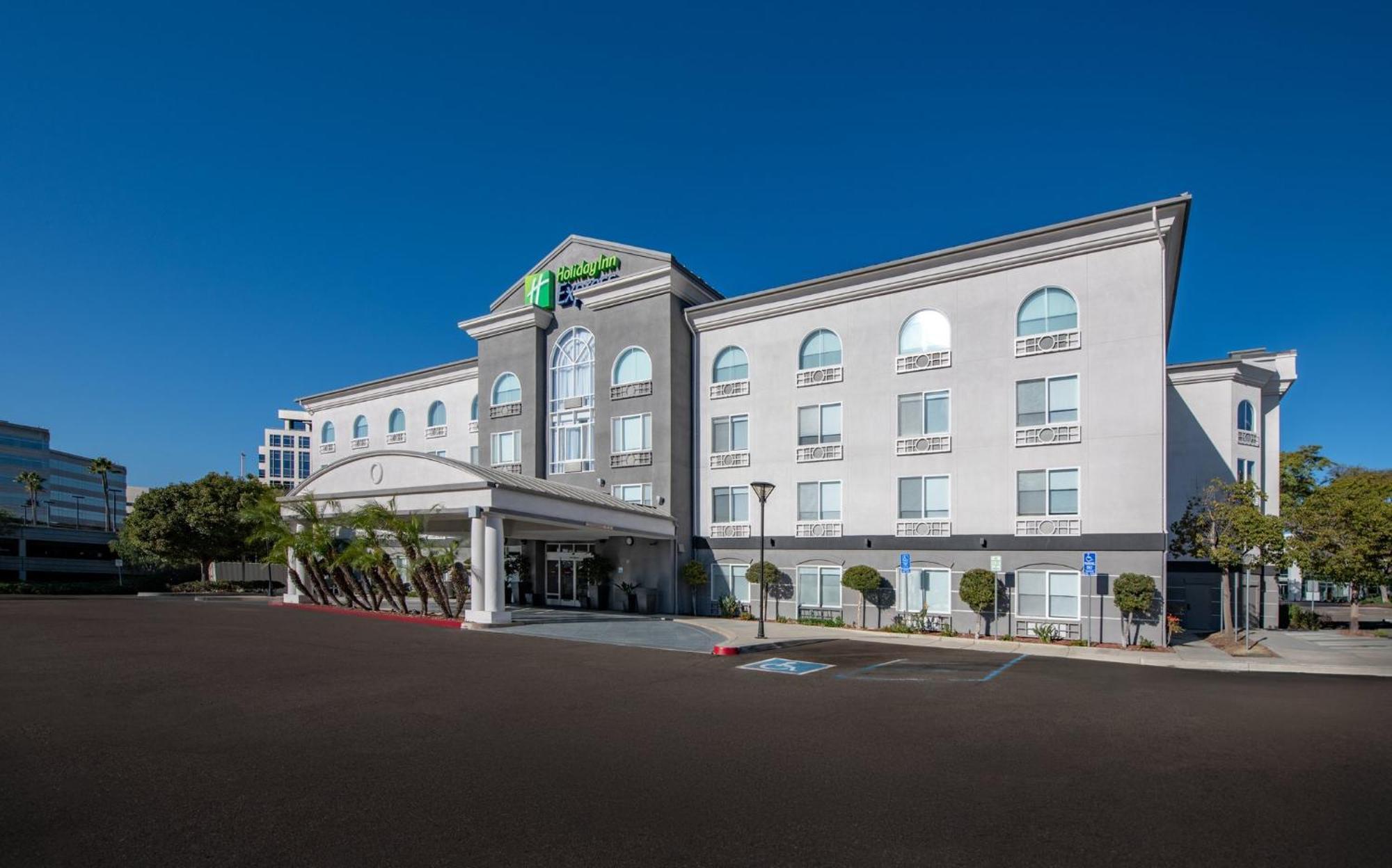 Holiday Inn Express San Diego - Sorrento Valley By Ihg Buitenkant foto